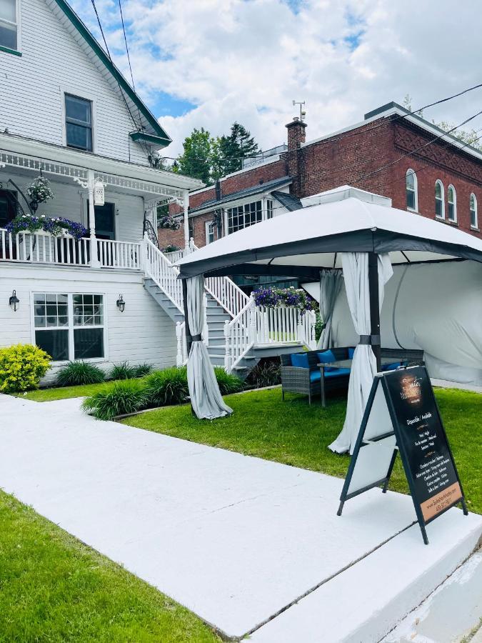 Sweet Home des Suites North Hatley Extérieur photo