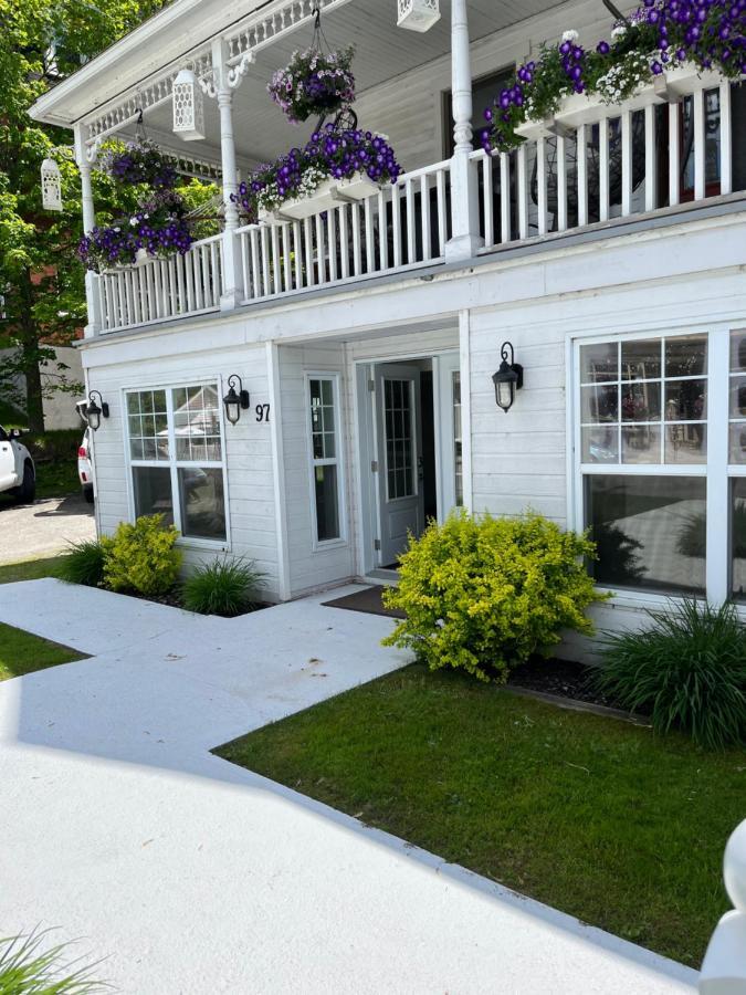 Sweet Home des Suites North Hatley Extérieur photo